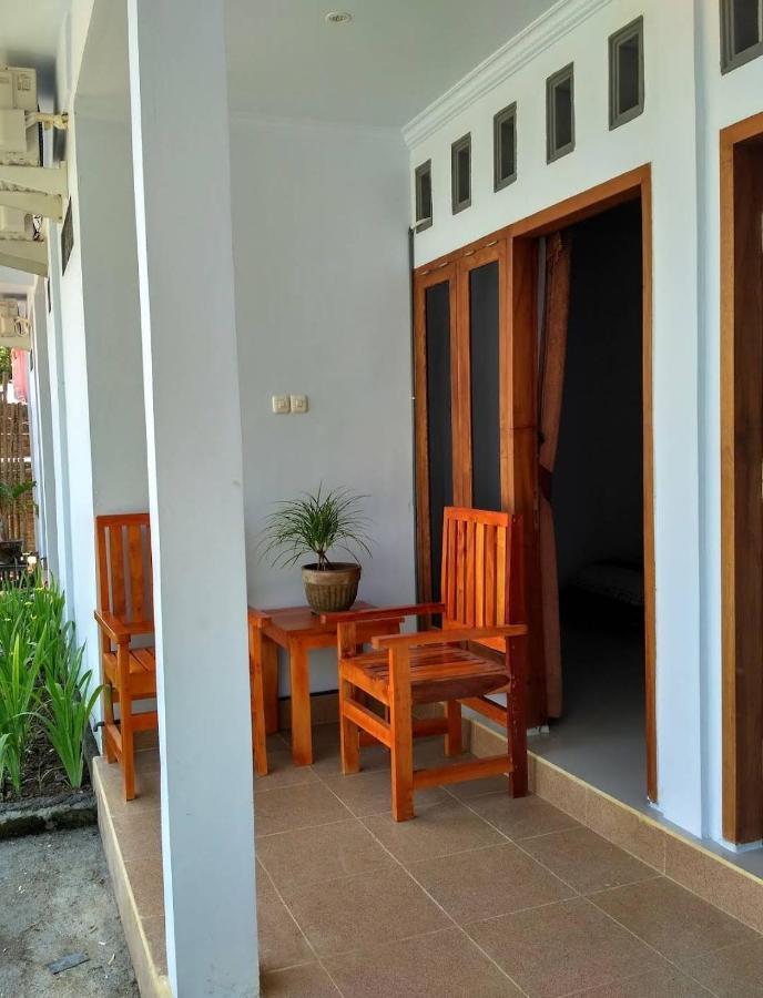 Merendeng Hostel Kuta Kuta  Esterno foto