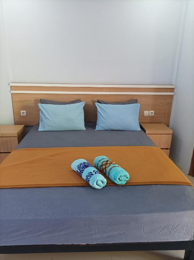 Merendeng Hostel Kuta Kuta  Esterno foto