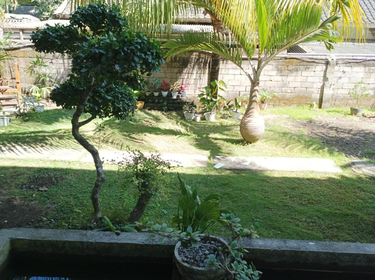 Merendeng Hostel Kuta Kuta  Esterno foto