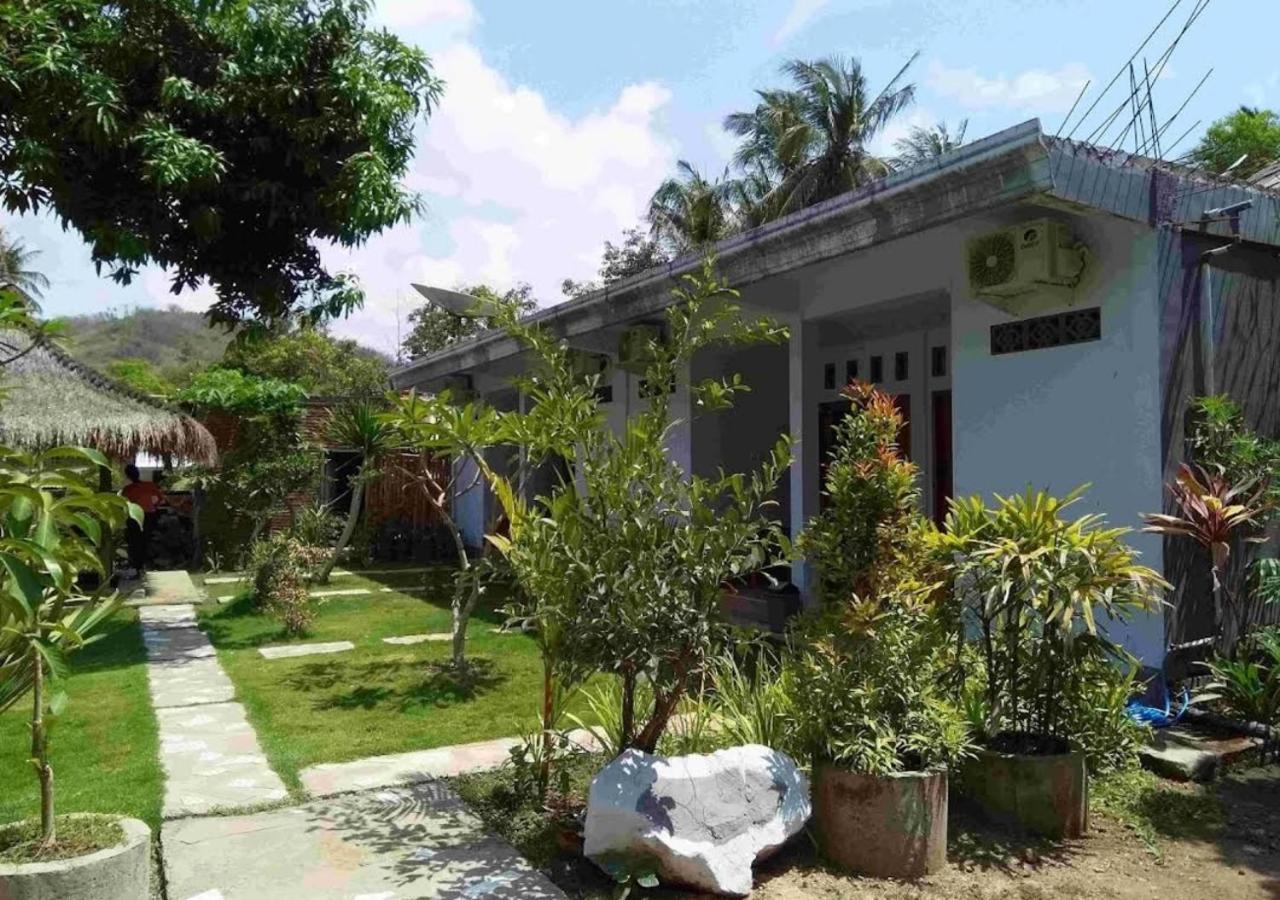 Merendeng Hostel Kuta Kuta  Esterno foto
