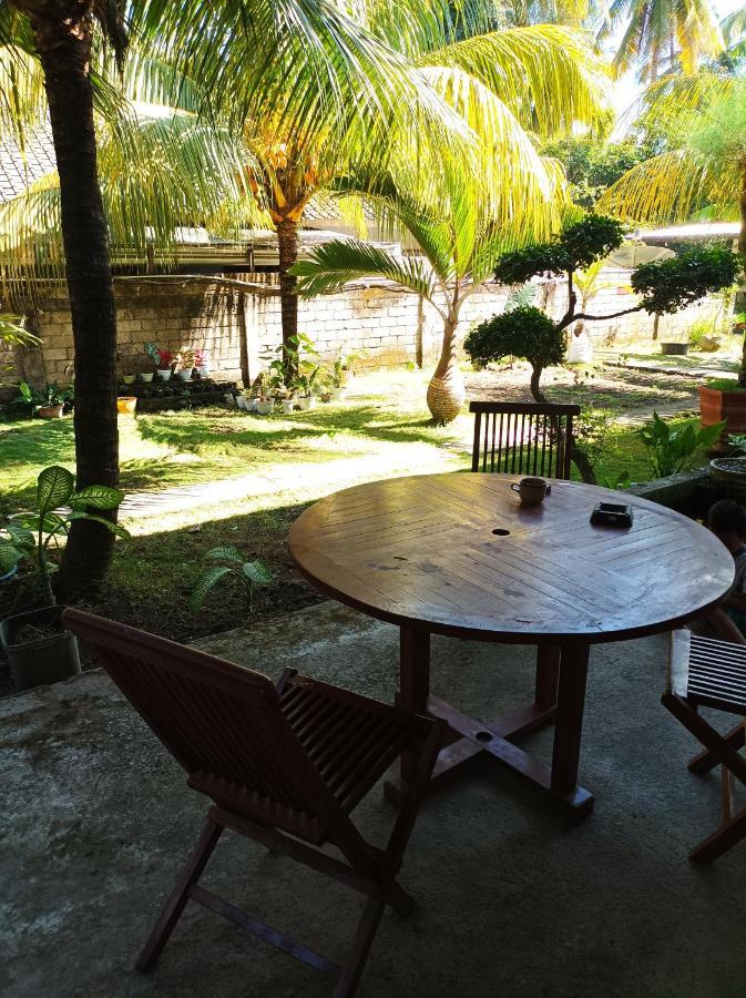 Merendeng Hostel Kuta Kuta  Esterno foto
