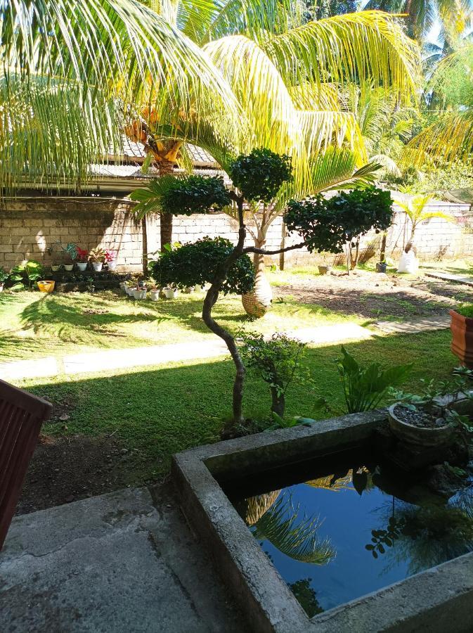 Merendeng Hostel Kuta Kuta  Esterno foto